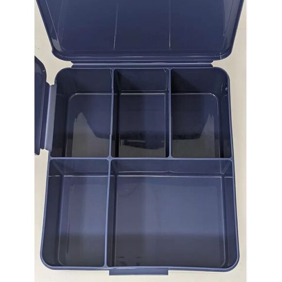 Pottery Barn Kids Spencer All-In-One Recycled Bento Box Lunch Container in Navy - Picture 5 of 8